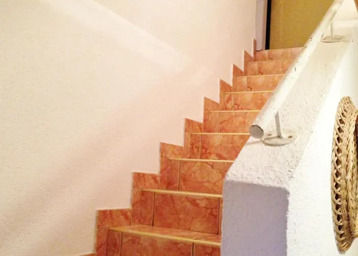 Kindl Manuela ノイシュティフト・イム・シュトゥーバイタール